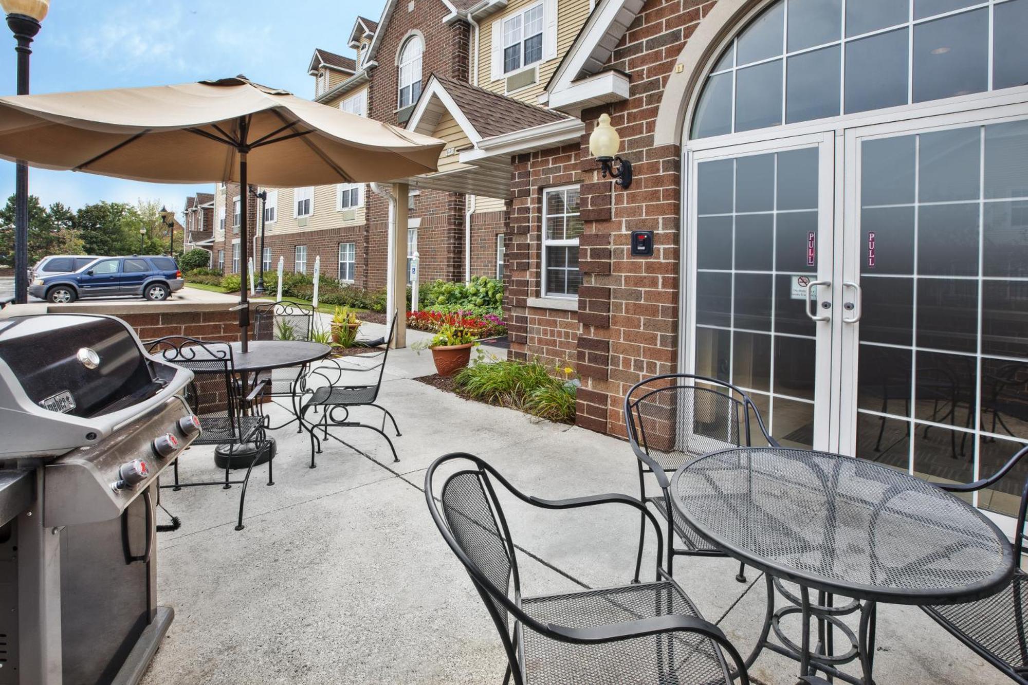 Towneplace Suites By Marriott Brookfield Exterior foto