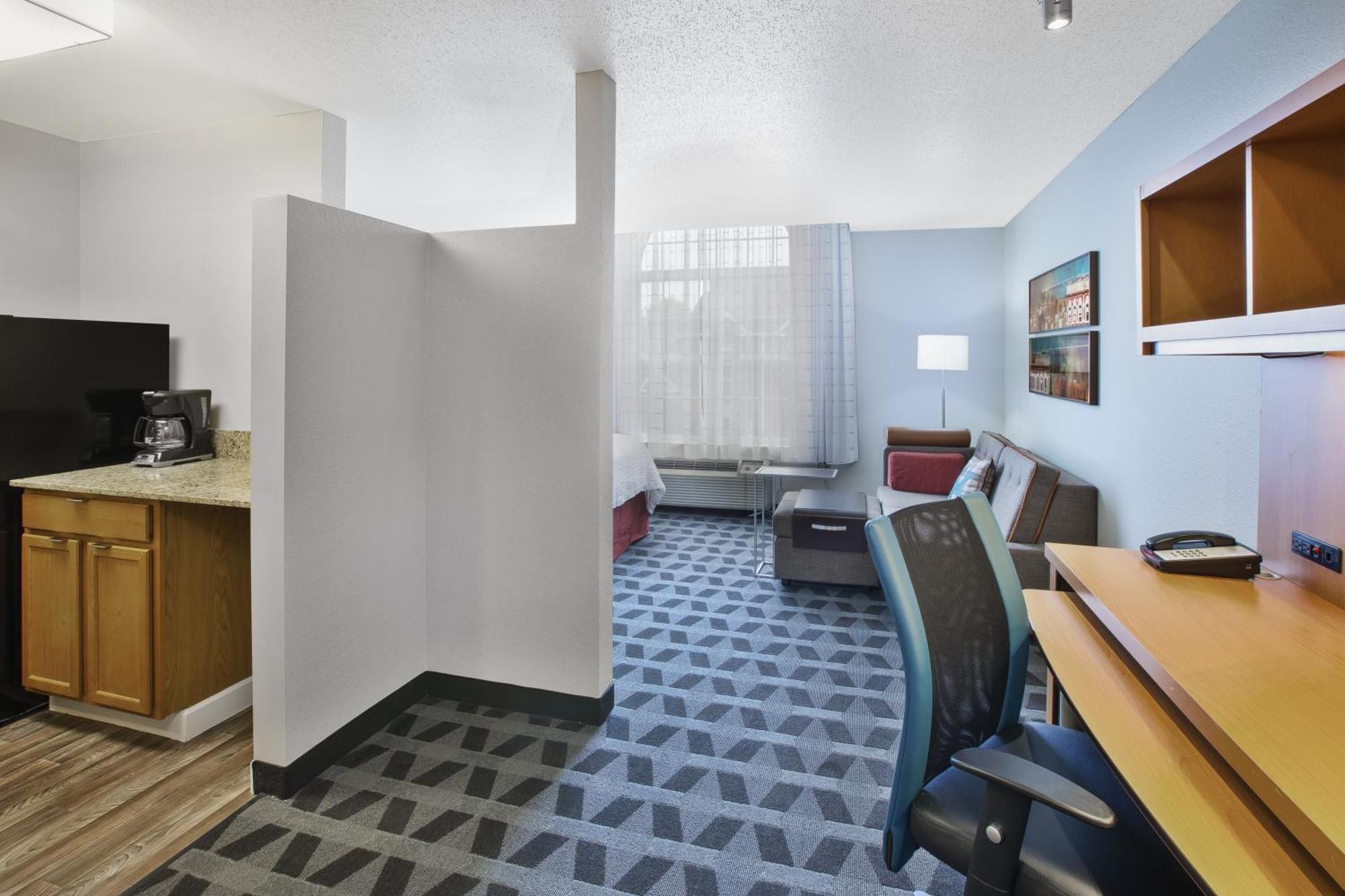 Towneplace Suites By Marriott Brookfield Exterior foto